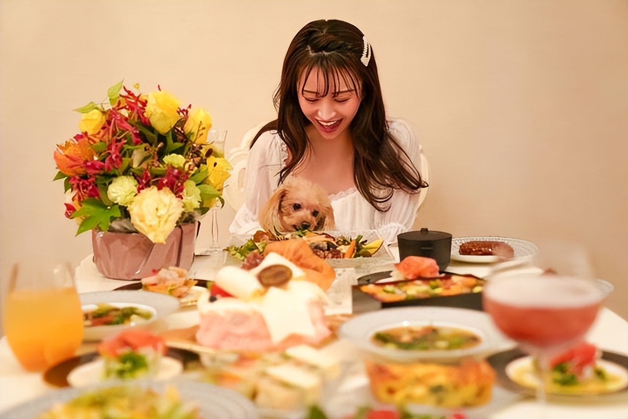 爱泽绘美里和安倍,爱泽绘美里介绍