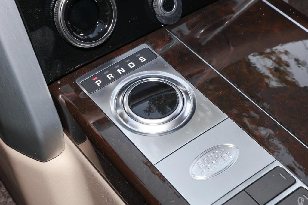 新款路虎揽胜创世3.0t标轴版,体验全新路虎揽胜首发版