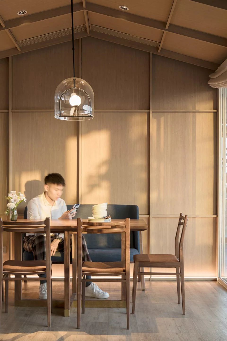 新中式餐厅饭店装修设计,大型餐厅装修设计案例欣赏