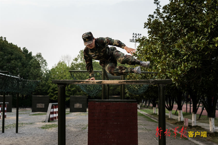 军考状元,军考冲刺题物理