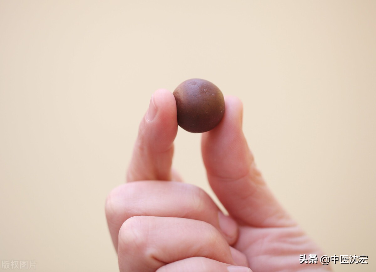 身体被掏空,怎么补回来?10种补虚中成药大总结,药店不告诉你