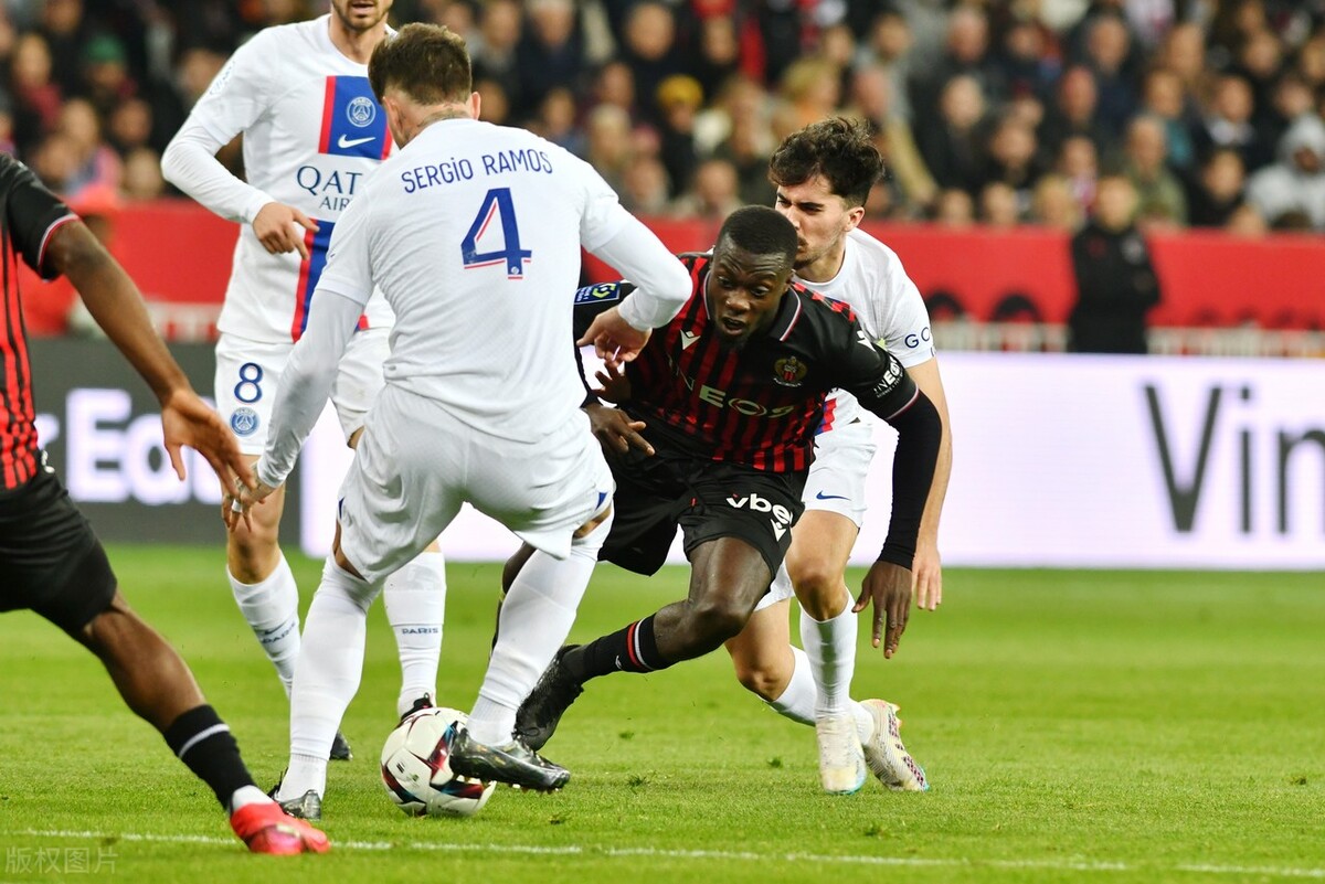 巴黎圣曼vs雷恩2.26比赛过程,法甲巴黎圣日耳曼vs里尔直播赛程