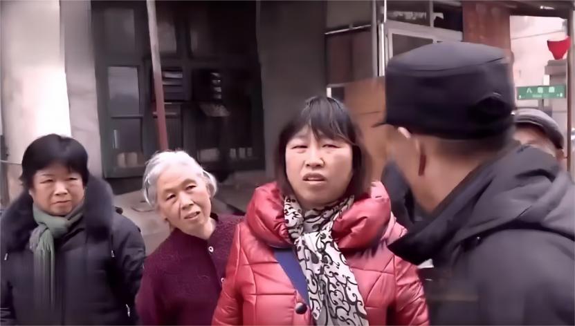 2015年，湖南24岁高才生为50岁老汉生下一女后，竟收获了幸福？