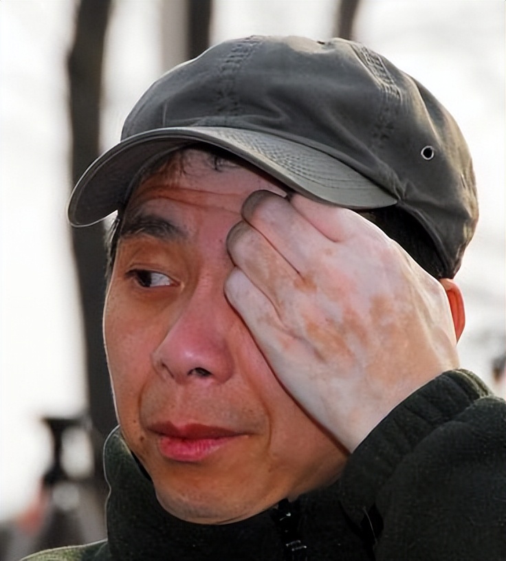 看见香蕉就流泪，一接吻嘴就肿，明星这些“隐疾”，困扰他们很久