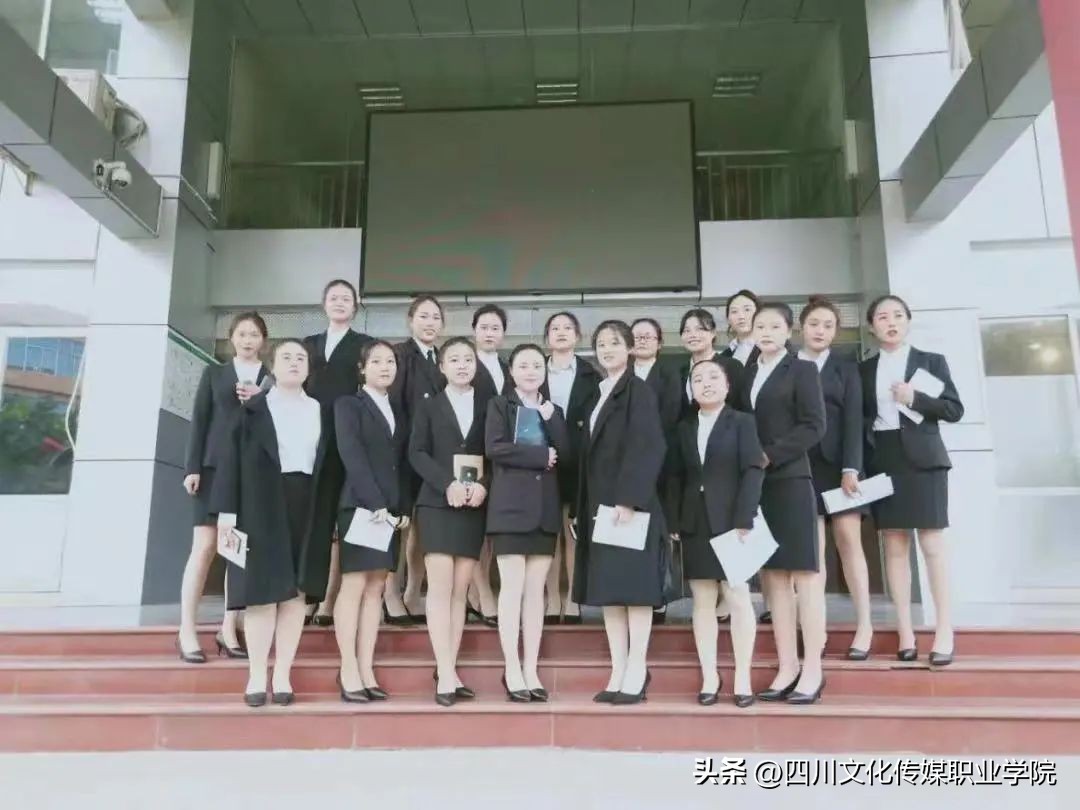 四川文化传媒职业学院是单招吗,四川文化传媒职业学院报名时间表