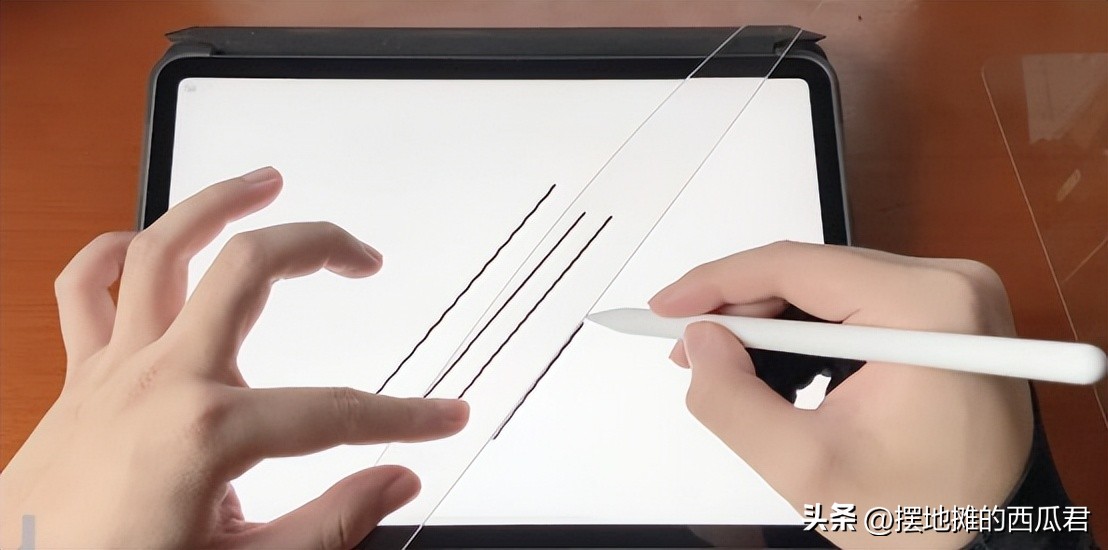 ipad和三星平板绘画,三星和苹果平板哪个适合画画