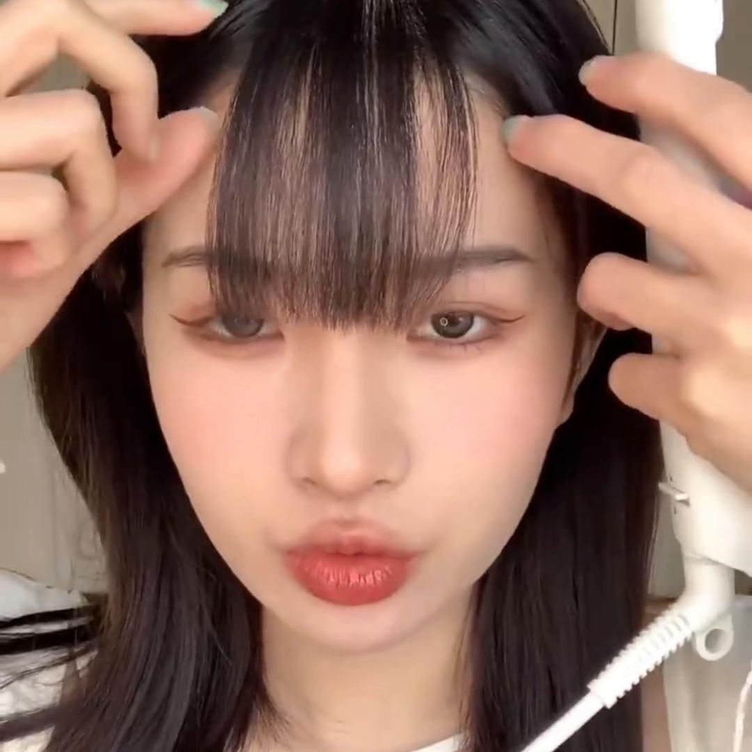 刘海不直总是分叉,刘海捋不直