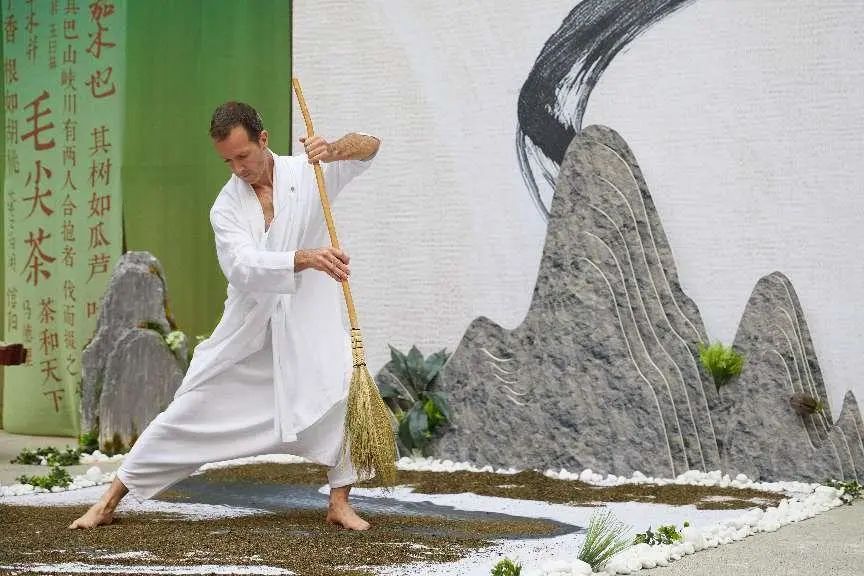 骄傲信阳,马德里信阳毛尖