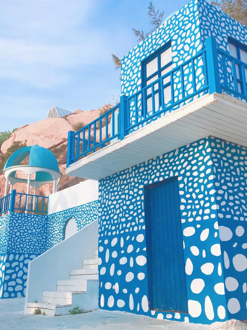 看完浮月村洋楼又去开平看碉楼,浮月村碉楼和梅家大院