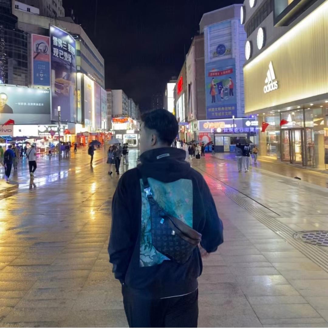 95后小伙一天三餐,95后小伙每天2元吃饭