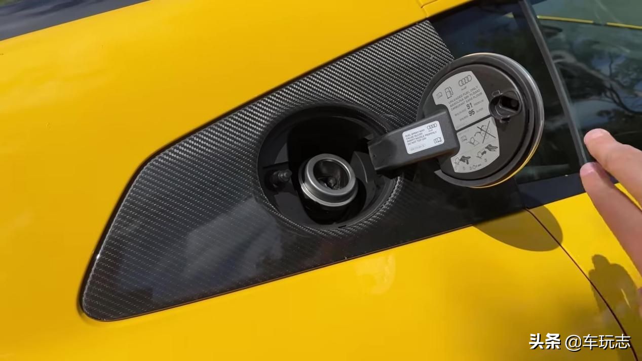 2019奥迪r8跟2020款奥迪r8,5.2v10奥迪r8限量版