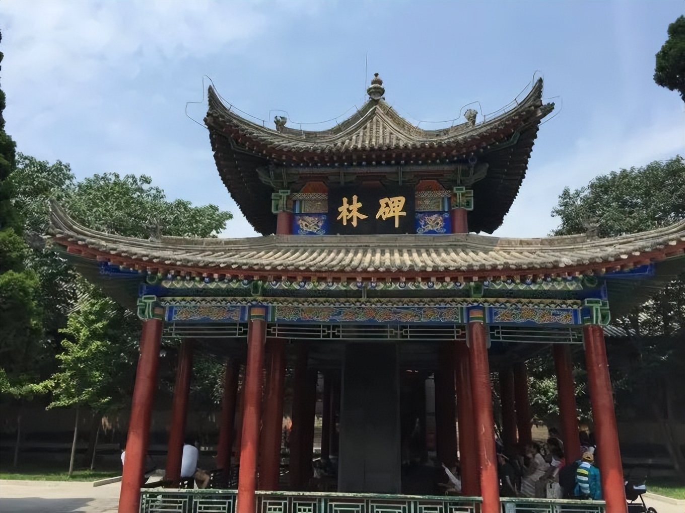 陕西历史博物馆五一开放吗,陕西博物馆游玩景点攻略