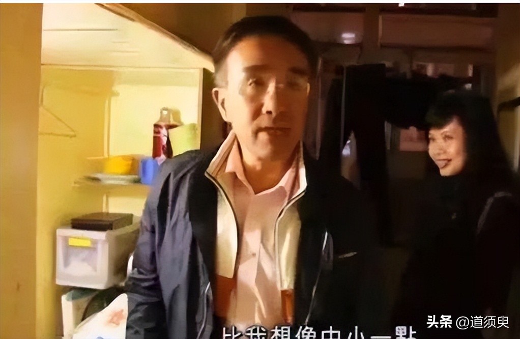 千万富翁体验清洁工生活 (富人体验清洁工生活)