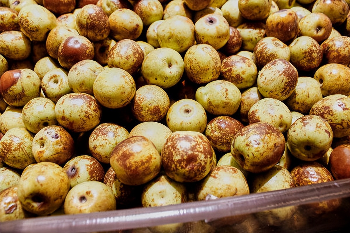 肝脏不好吃什么水果和蔬菜养肝,肝脏不好的人能不能吃甜食