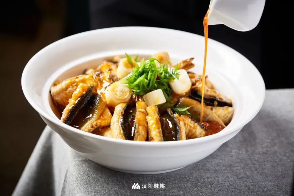 到汉阳踢球，512G的胃还不够用！