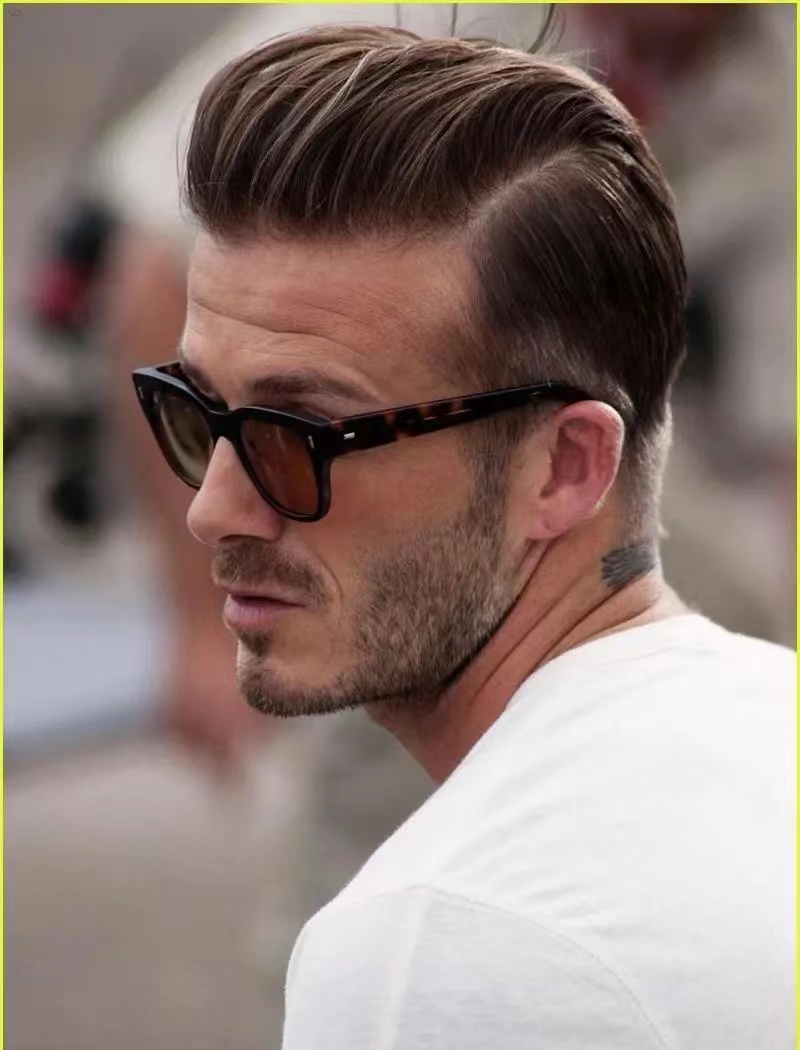 Angelababy“约会”欧洲球星被拍。杨颖回应：祝他开心