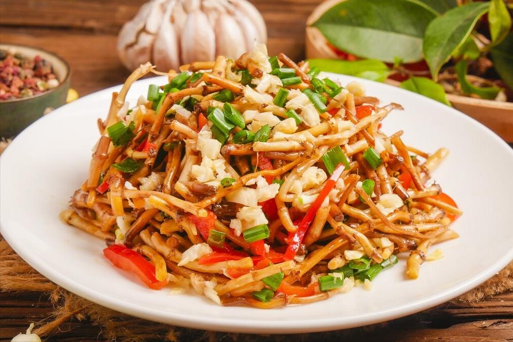 阳了咳嗽不停吃哪种消炎药,阳了咳嗽不停吃什么缓解