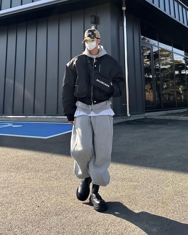 韩国穿搭ins大牌时尚博主,韩国穿搭ins时尚博主elborn