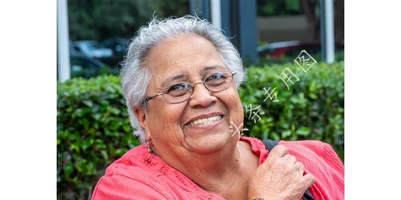 闺蜜打胎需要转钱给她吗,闺蜜没钱打胎我借钱给她