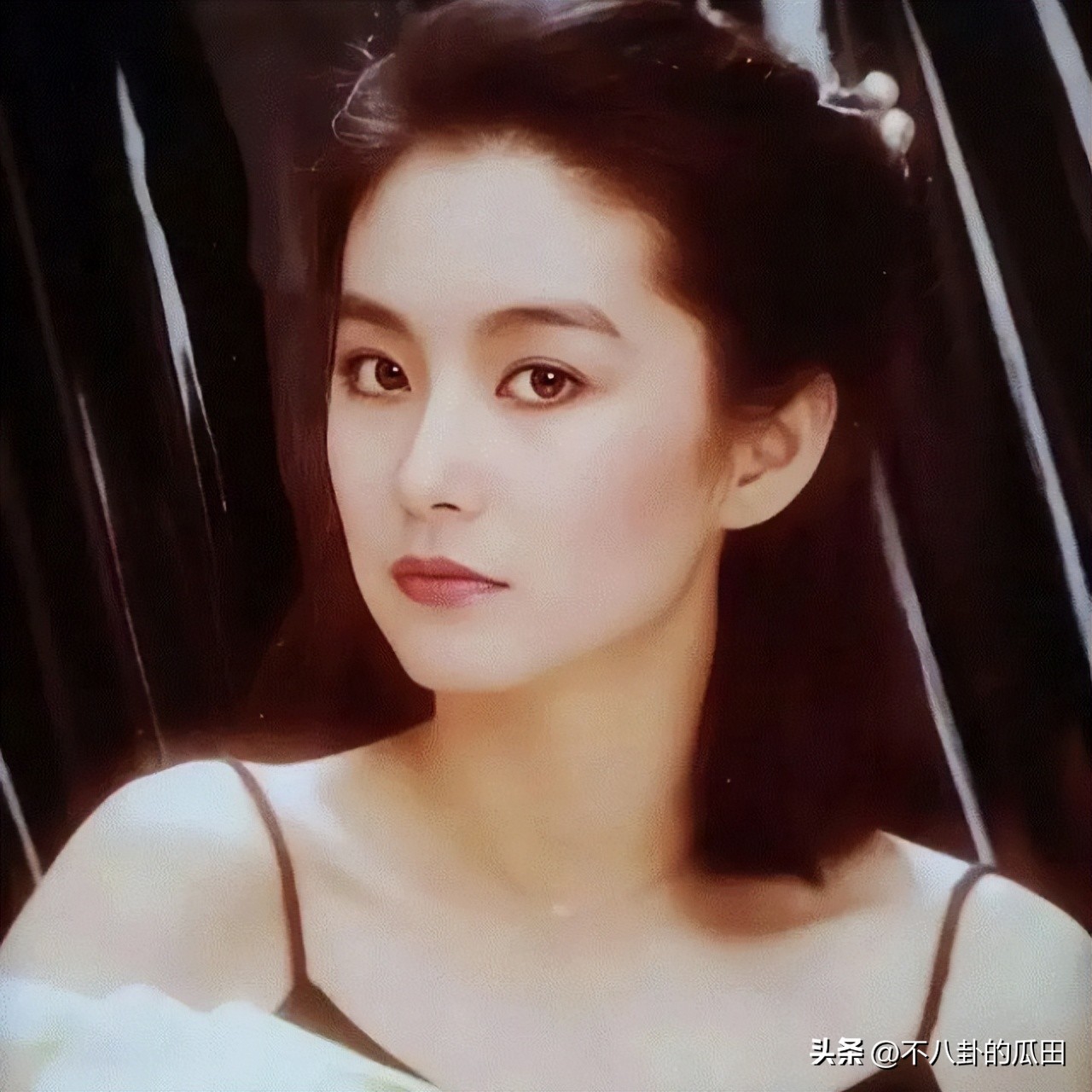 瘦到脱相的几位明星,12位瘦脱相的明星憔悴苍老