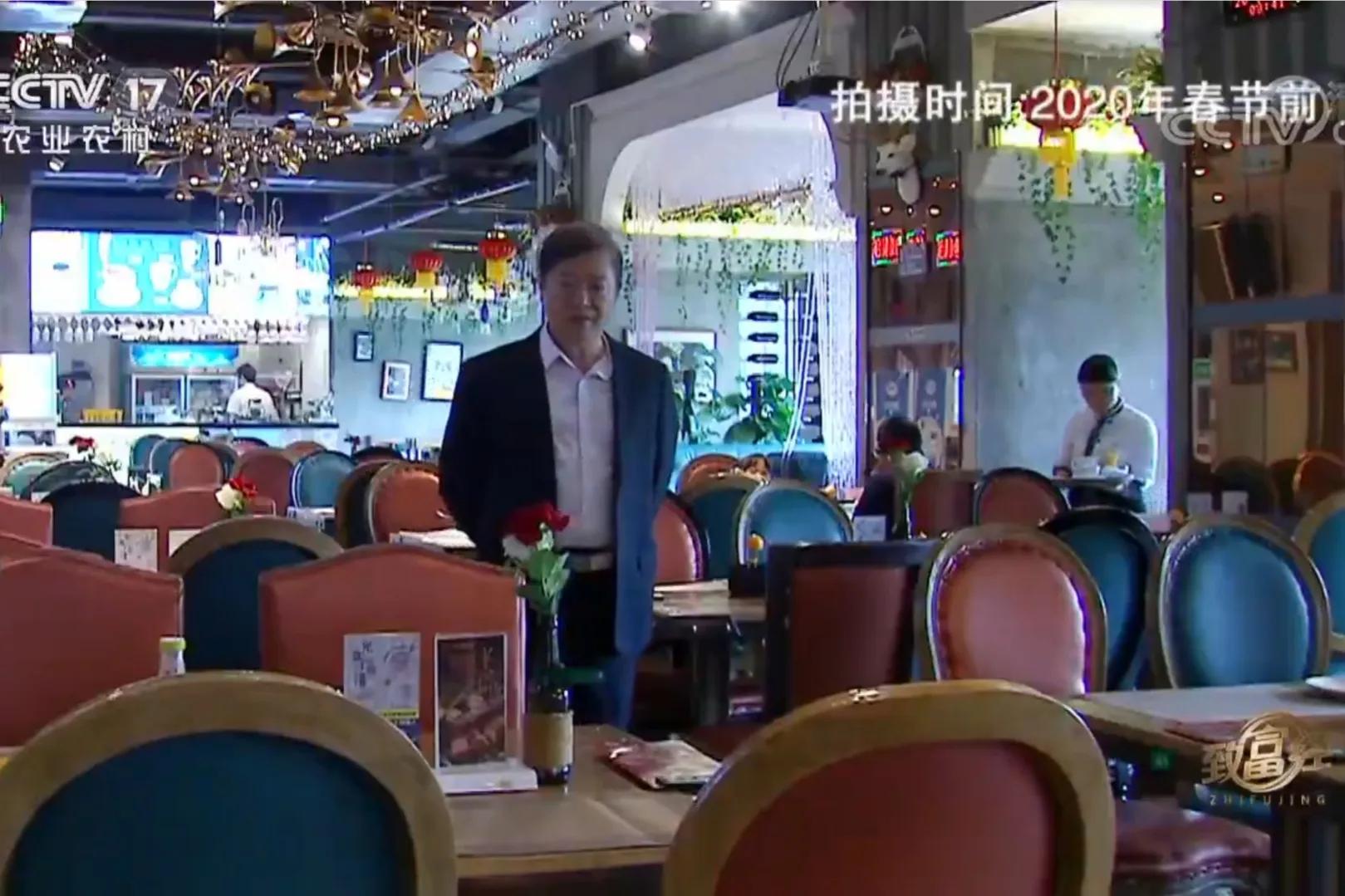 男子承包600多亩玉米血本无归,33岁男子承包900亩荒山