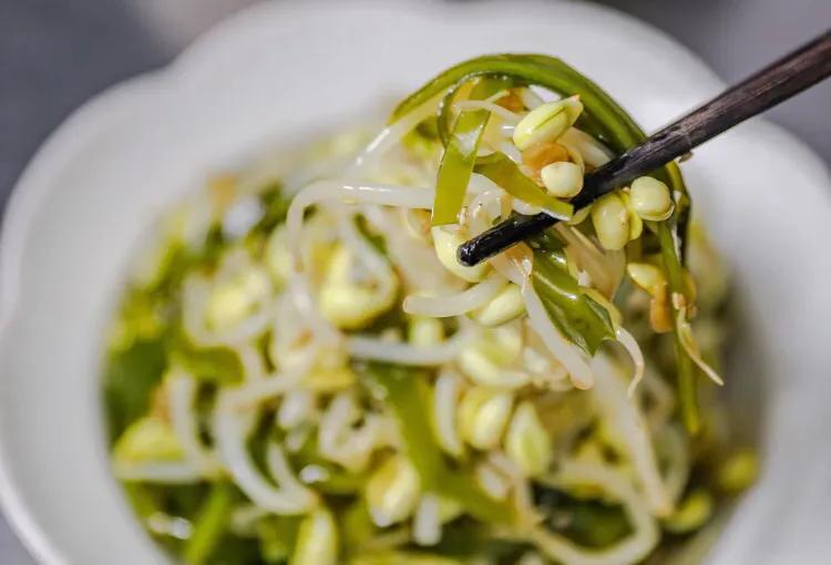 夏天大家喜欢吃的凉拌菜快来看看,家常菜适合夏天做的一道凉拌菜