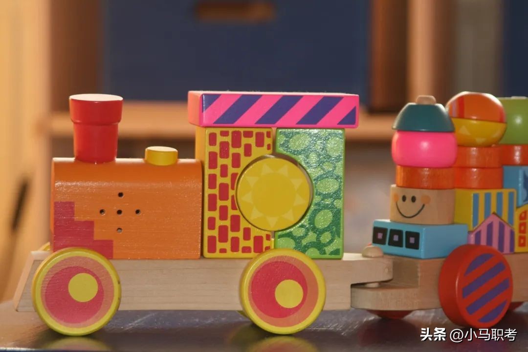 如何当好幼儿园园长具体工作内容,幼儿园园长专业素养和履职能力