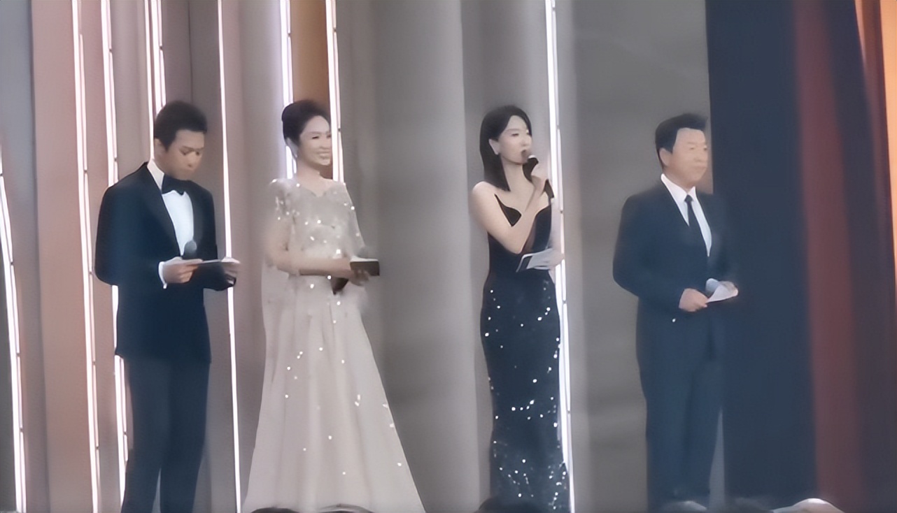 金鸡奖朱一龙获奖前描述,金鸡奖朱一龙获奖现场