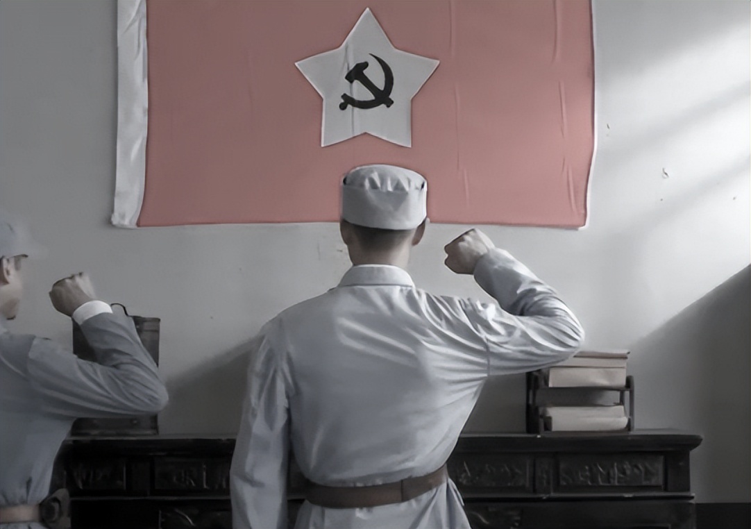 他曾被毛主席表扬，让36万百姓不再挨饿！离世后十万百姓跪拜送行