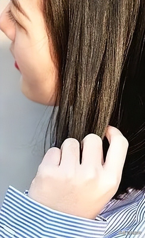 夏天头发毛躁怎么护发,头发干枯毛躁用什么保湿护发免洗