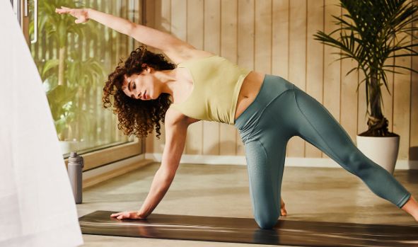 lululemon璺熻皝鍚堜綔,lululemon鍜屽反濉斿摜灏间簹