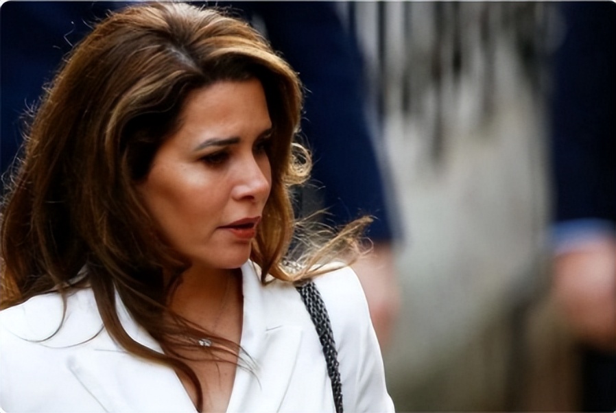 迪拜酋长:资产800亿，首席高富帅，老婆却出轨保安卷2.6亿出逃？