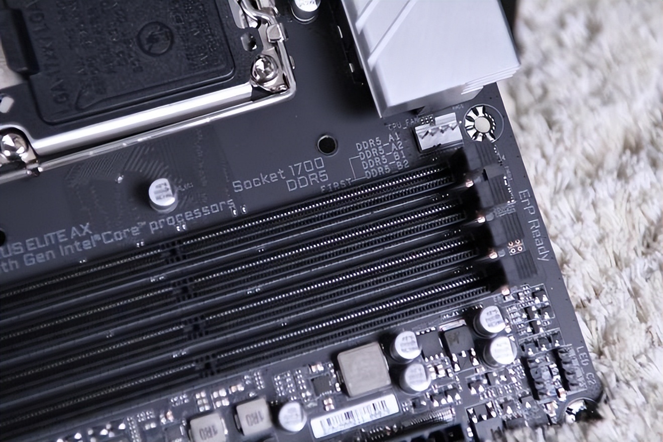 ddr5高时序和低时序玩游戏,ddr5怎么降延迟