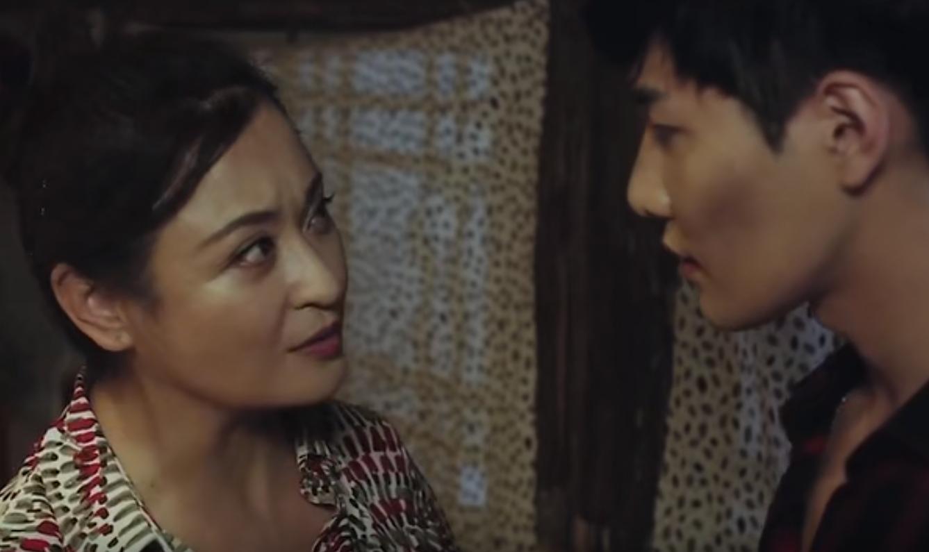 大学生夜闯寡妇村，惨遭迷晕，这国产神剧可真敢拍