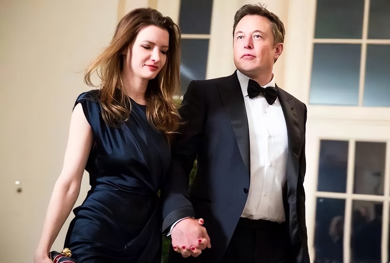 马斯克老婆为啥离婚,全球首富马斯克和他的女高管