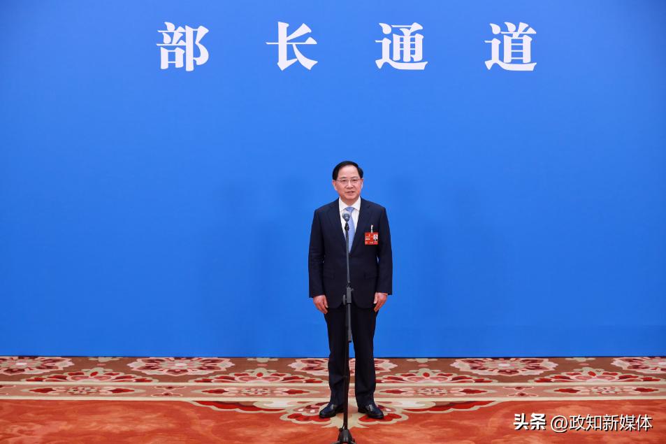 两会首场部长通道新面孔,首场部长通道有新面孔
