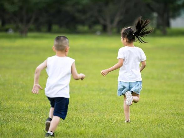 儿童热门服装三个细节要注意,现在流行什么风格儿童服饰