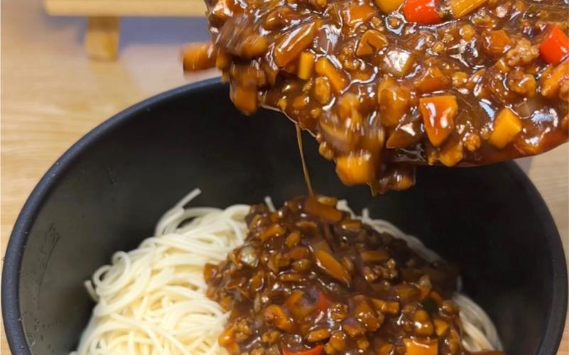 用什么面做面条筋道爽滑有面香味,天热没食欲的做法大全