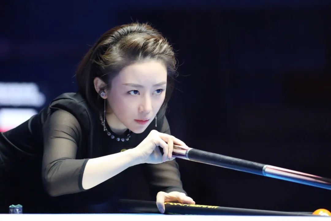 九球天后潘晓婷身价高达八亿,九球天后潘晓婷多少钱