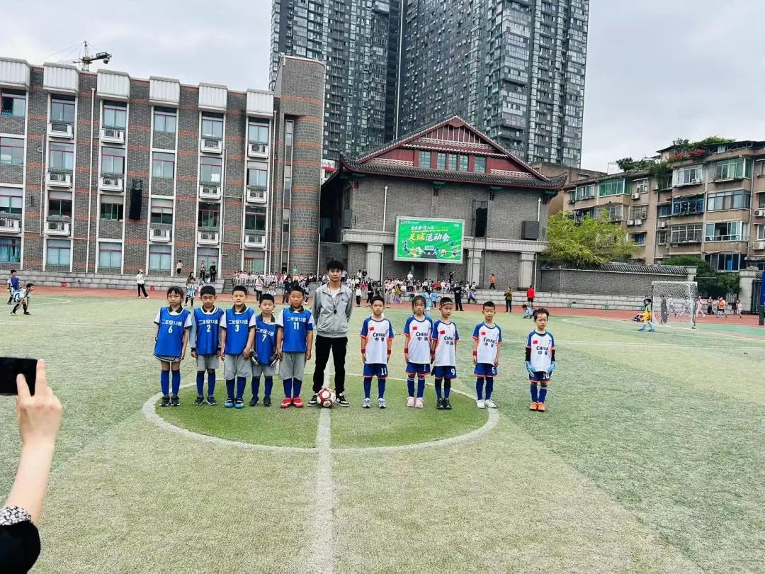 足球比赛华阳实验小学,句容华阳实验小学足球场