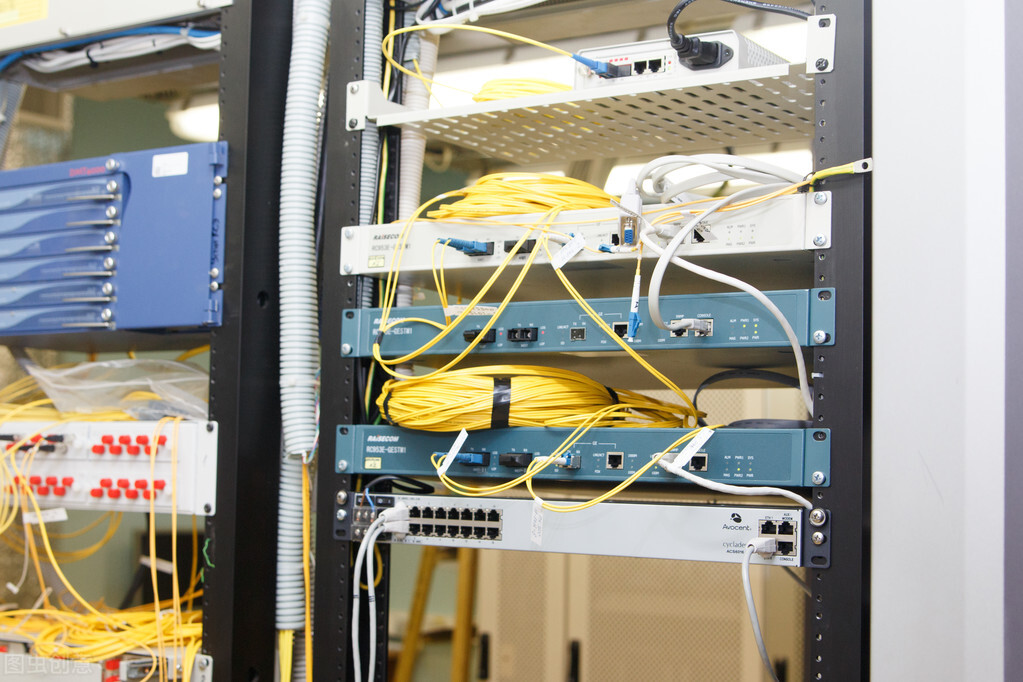 光伏电站网络通信,光伏电站储能设备