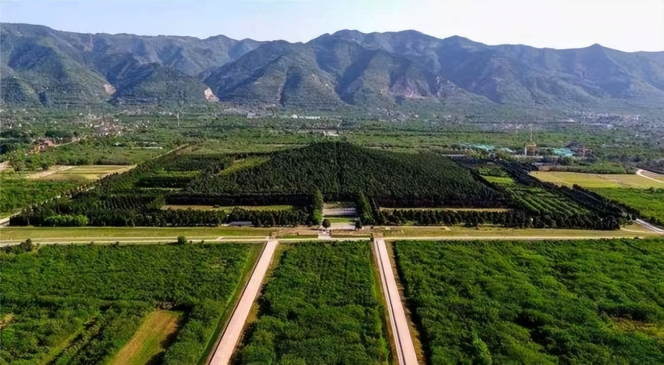 兵马俑只是冰山一角,兵马俑仅仅是圆雕吗