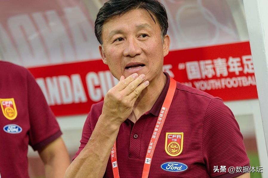 中国男足十大爆笑失误,中国男足教练奇葩事情