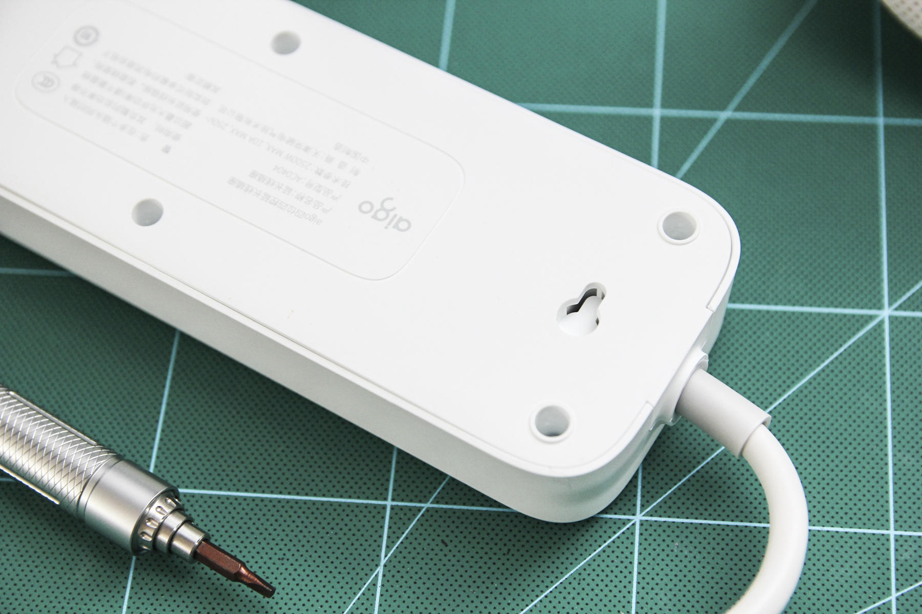 aigo前面板拆解,aigo65w插线板