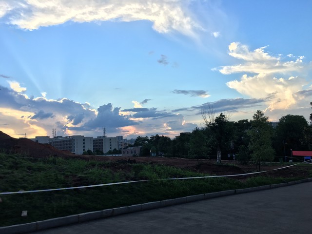 如果当年赣南医学院更名江西医科大学成功,现在会是怎么样了?