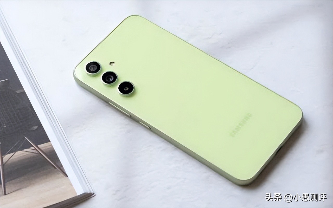 三星出新旗舰旧旗舰会降价吗,三星去年旗舰机值得购买吗