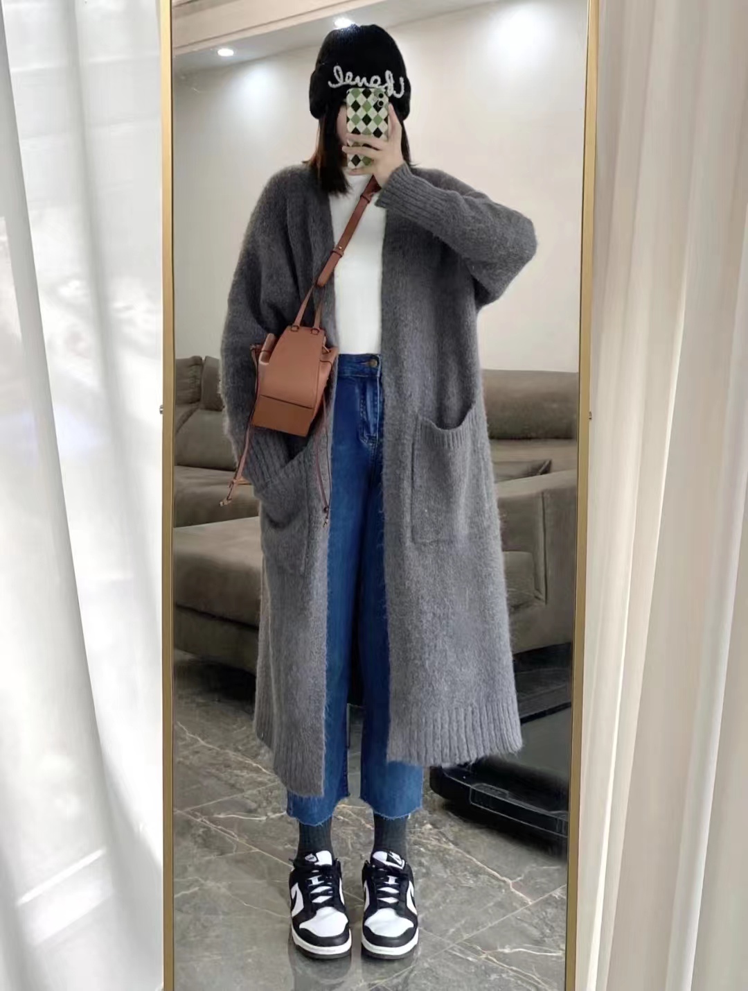 梨形身材必备牛仔裤显瘦又显高,梨形身材上学穿什么鞋显高显瘦