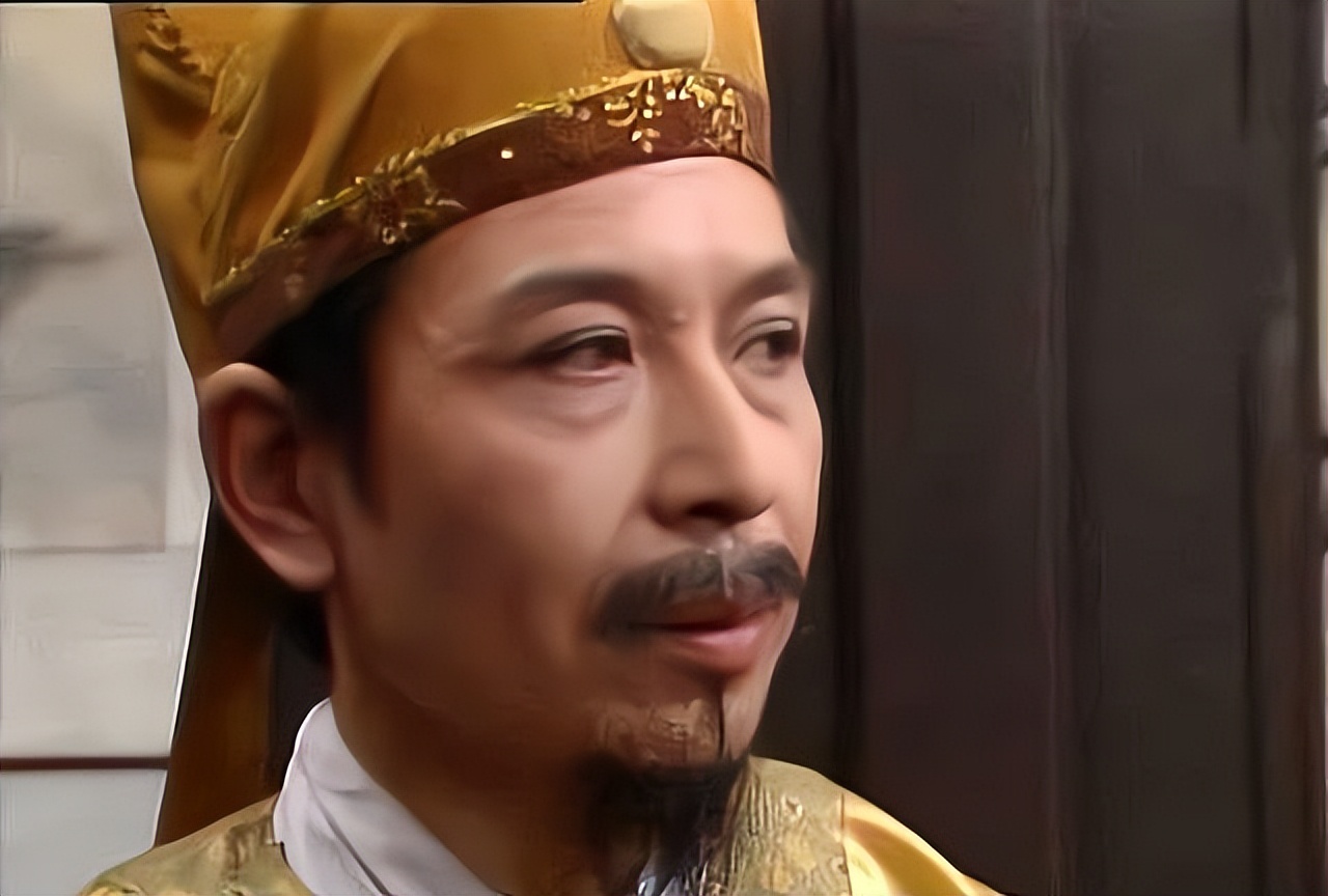 秦可卿和公公“爬灰”的丑事究竟是心甘情愿还是淫威下的不得不从