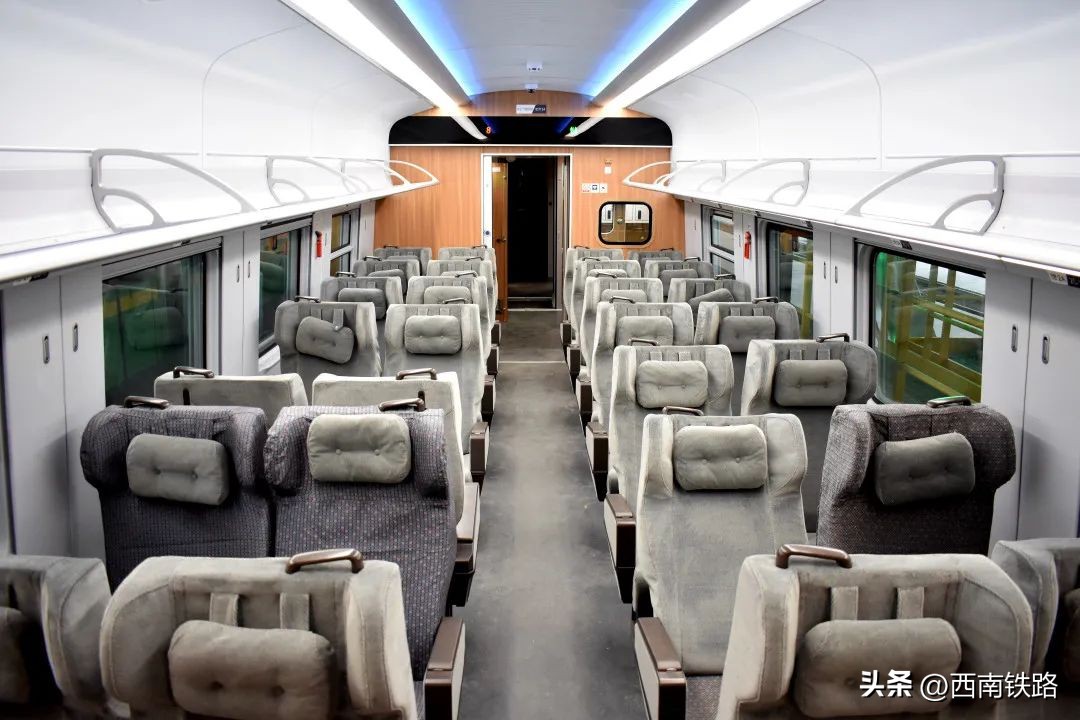 成都至攀枝花的动车开了吗,1月10号成都到攀枝花动车开通