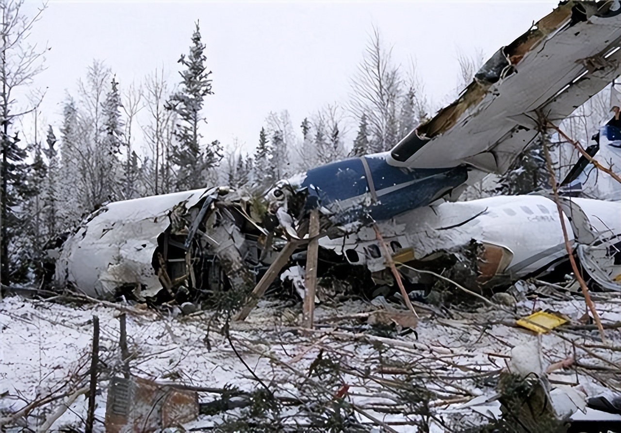 东航mu5735坠机事件最新,东航mu5735坠机事件还原